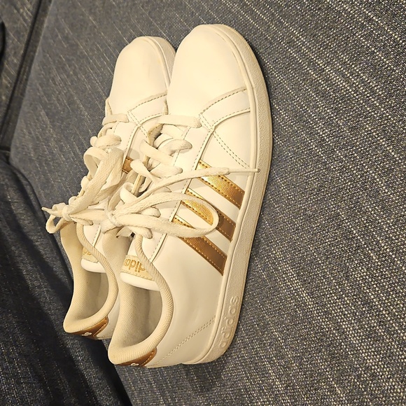 adidas Shoes - Adidas Sneakers  YOUTH 5 Womens ~7